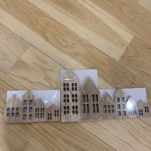 NWT 3 Pack Wooden Christmas Houses